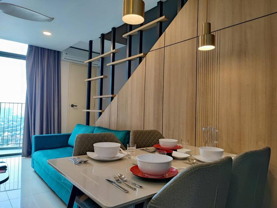 Apartment Ekocheras Duplex Balcony, Drinking Water, 24h Check In Kuala Lumpur